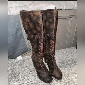 Elegant Brown Lace-Up Heeled Boots